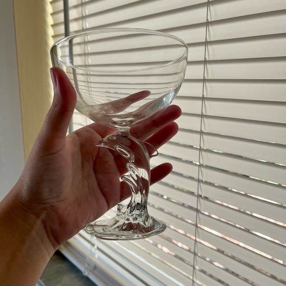 Set of 2 Cristal D’Arques Dolphin Stemmed Glasses - Picture 2 of 7